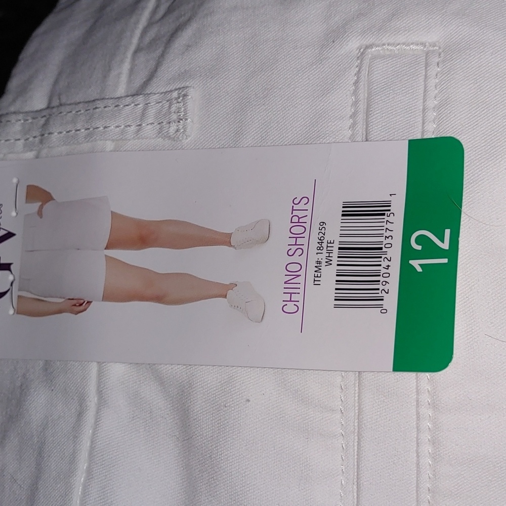 NWT Gloria Vanderbilt Women's Chino Shorts White - Picture 7 of 7